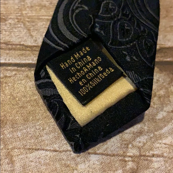 Donald J. Trump signature series Tie Paisley - Picture 5 of 5